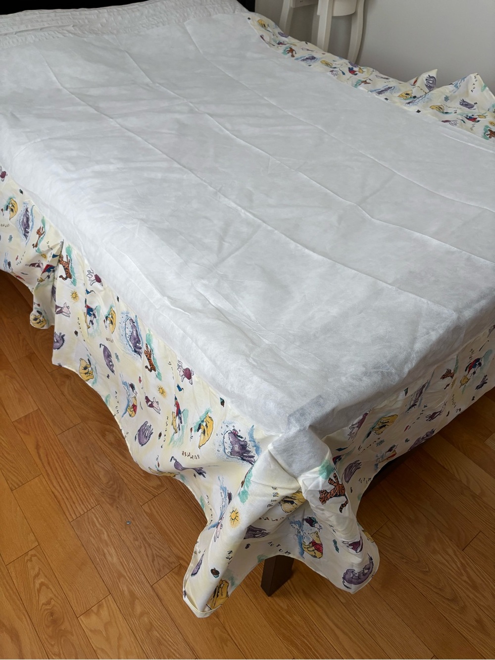 Vintage Disney Classic Pooh Four Seasons Bed Skirt Full/Double NEW